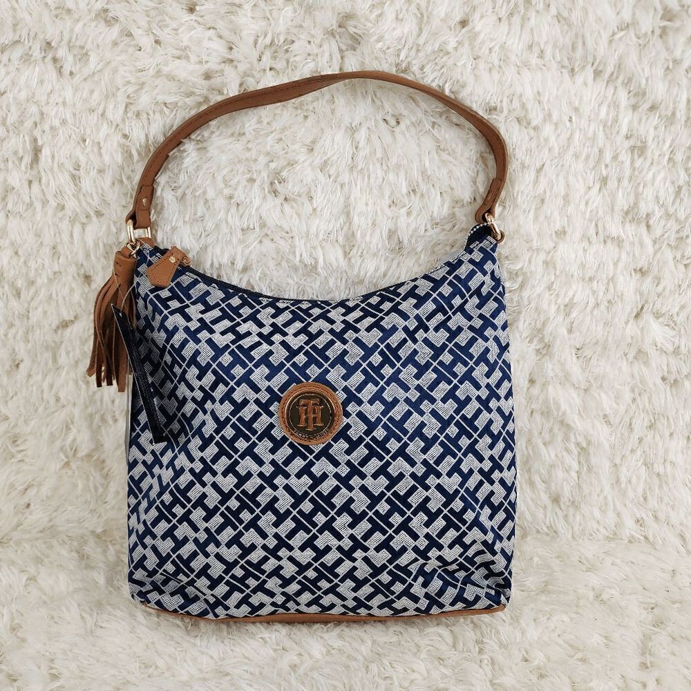 NWT Tommy Hilfiger Women Handbag Shoulder Blue NWT
